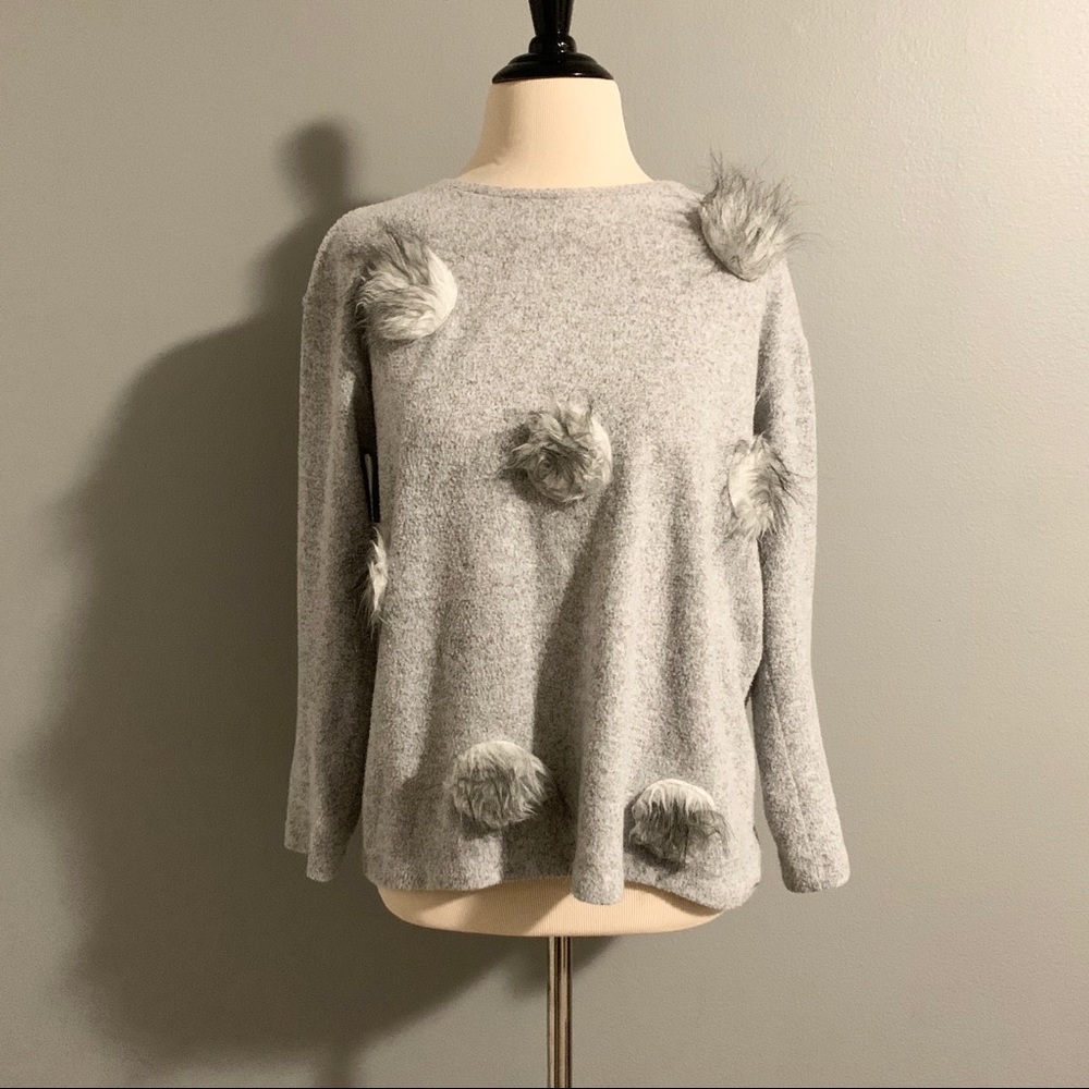 Zara Sweater Gray W/ Furry Dots Sz S